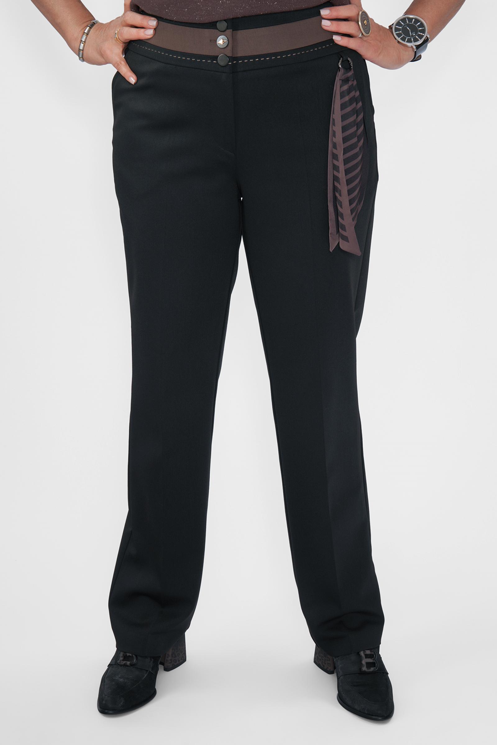 Брюки черные брелок галстук