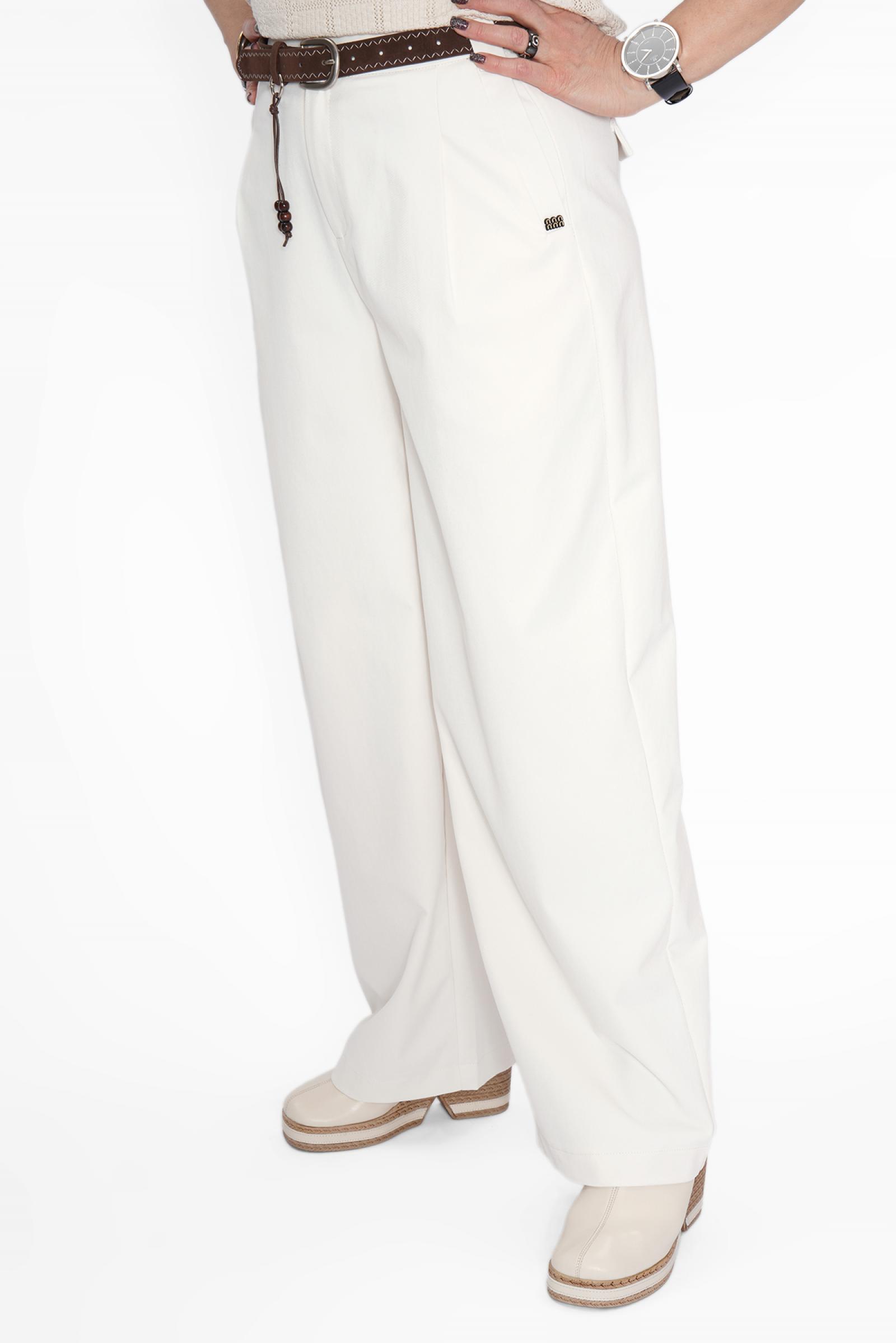 Брюки молочный с ремнем