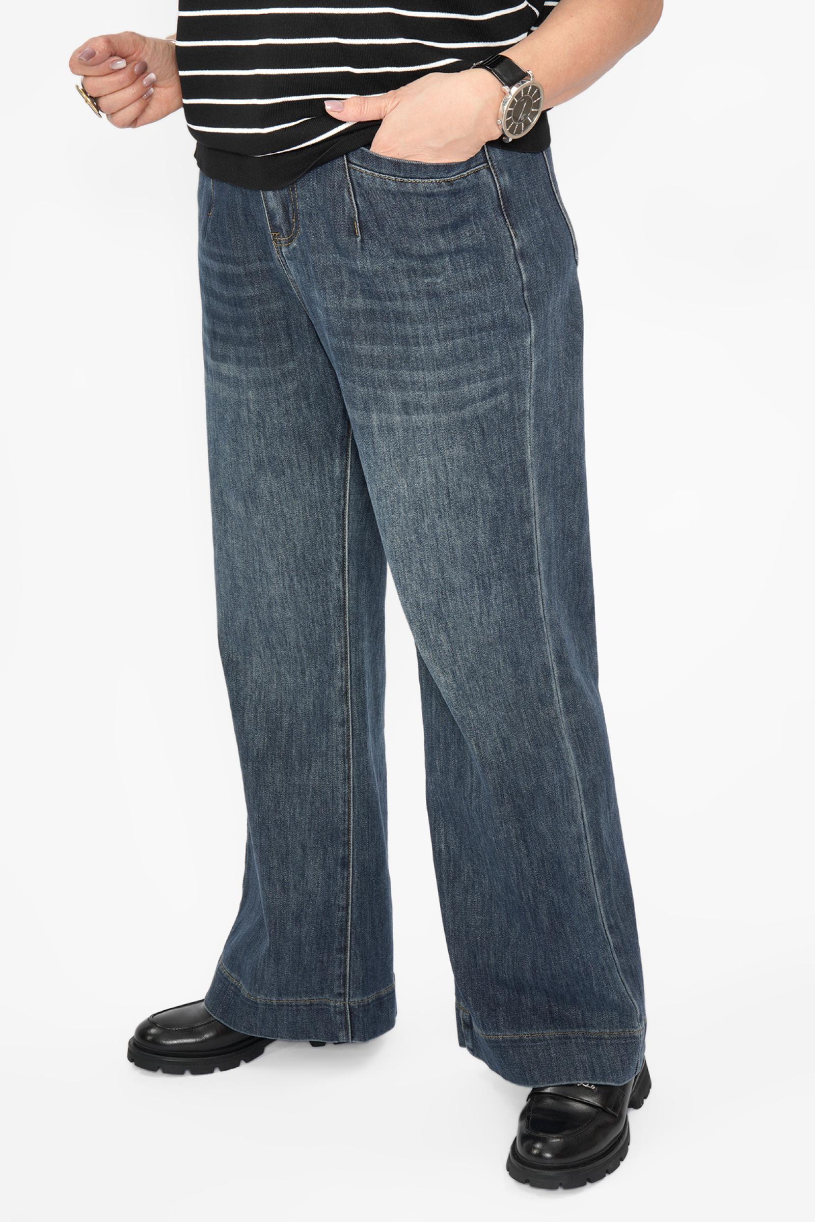 Джинсы клеш