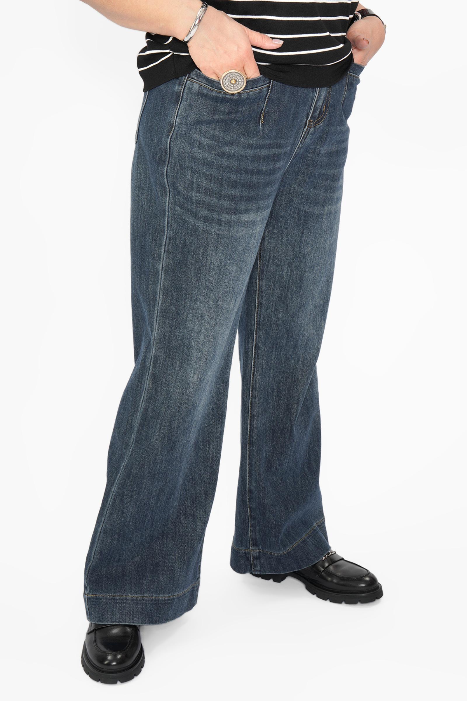 Джинсы клеш