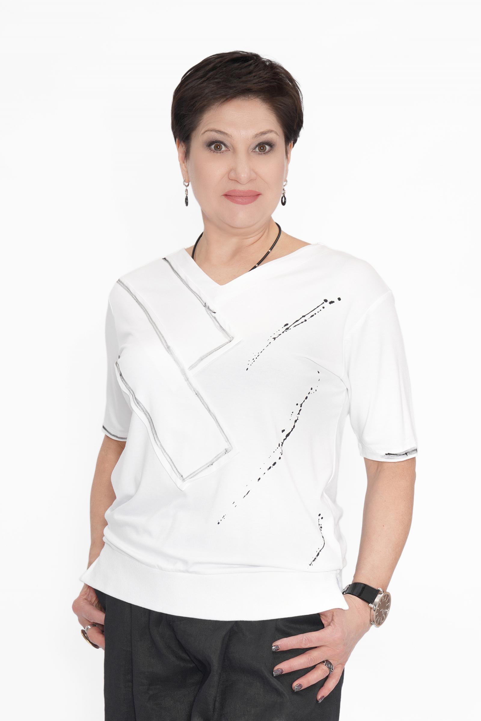 Футболка на ножке бел.