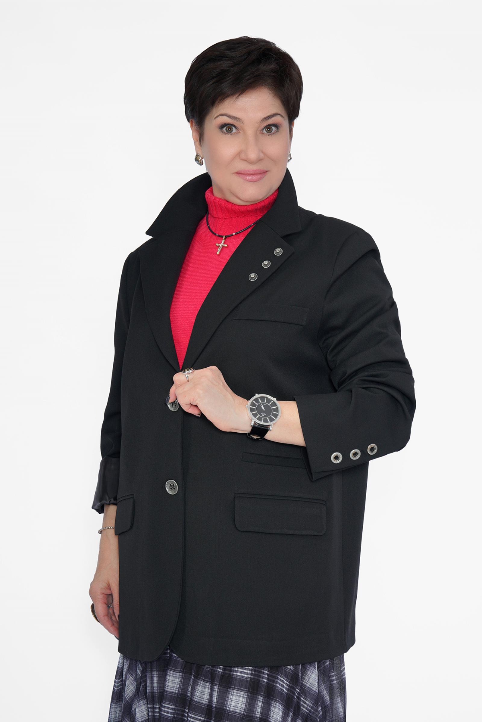 Жакет черный пуговицы