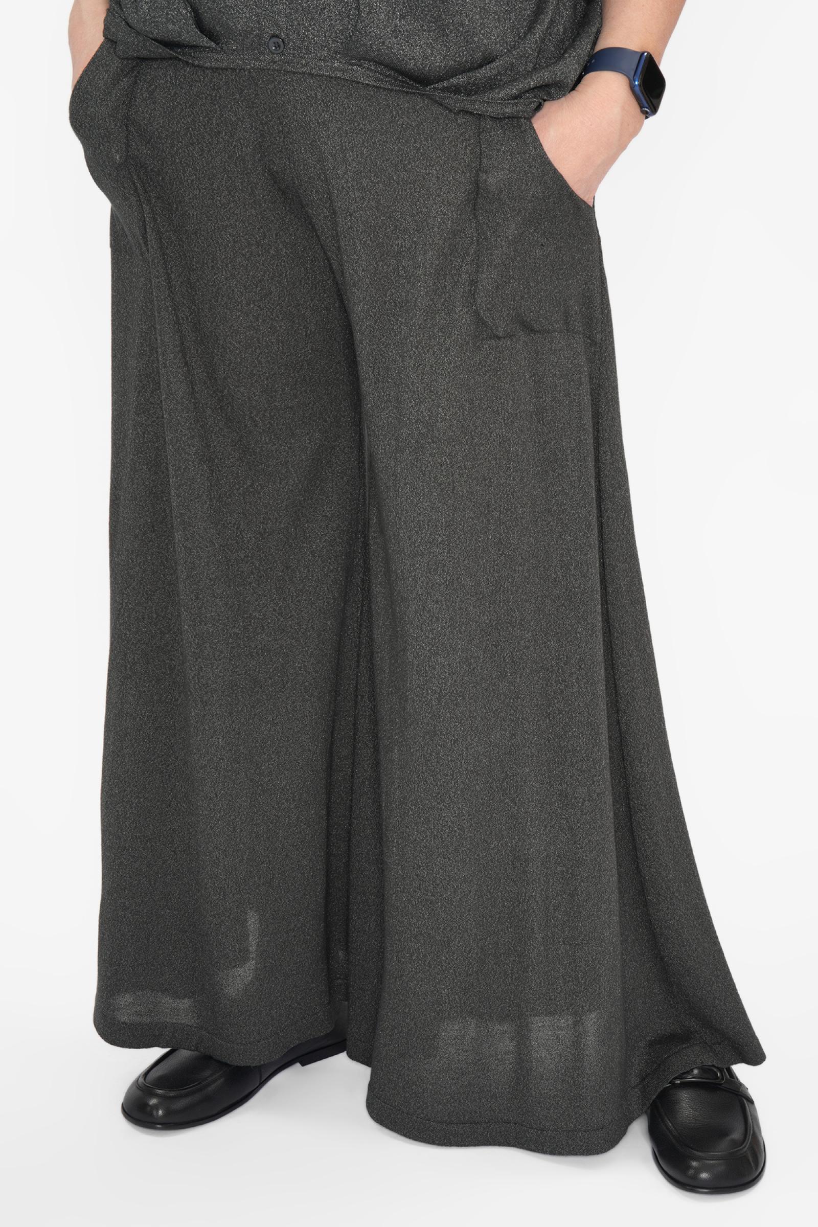 Костюм бр. т.серый защипы