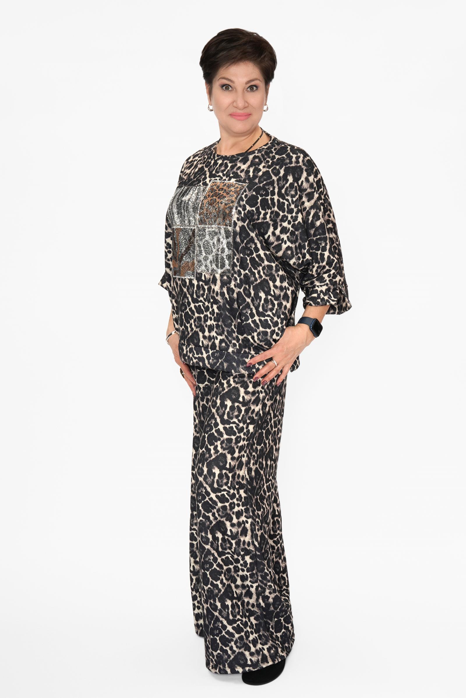 Костюм брючный леопард