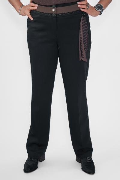 Брюки черные брелок галстук