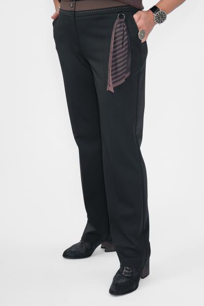 Брюки черные брелок галстук