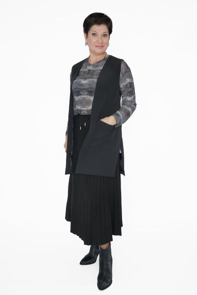 Жилет удлиненный черн. 2025Г.