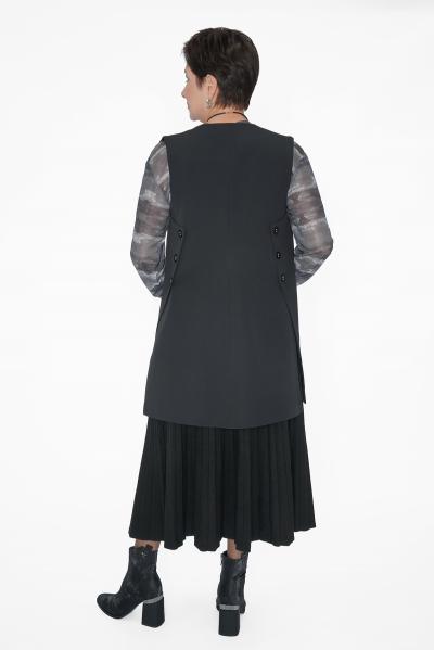 Жилет удлиненный черн.