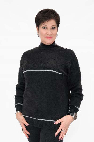 Костюм брючный пуговицы на плече