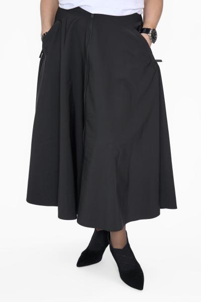 Костюм с юбкой черный