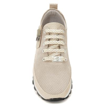 Кроссовки женские беж.