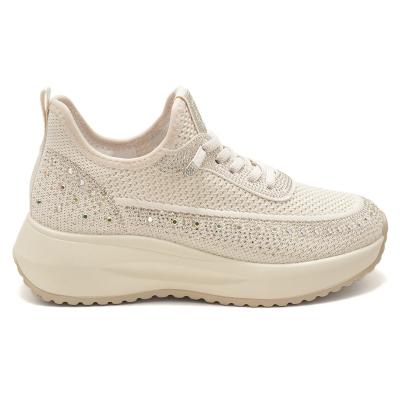 Кроссовки женские