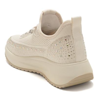 Кроссовки женские